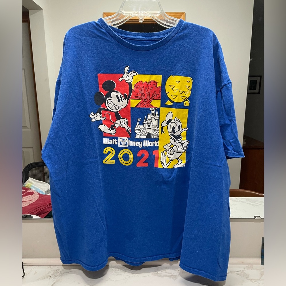 Disney Mickey & Donald 2021 Graphic Tee
